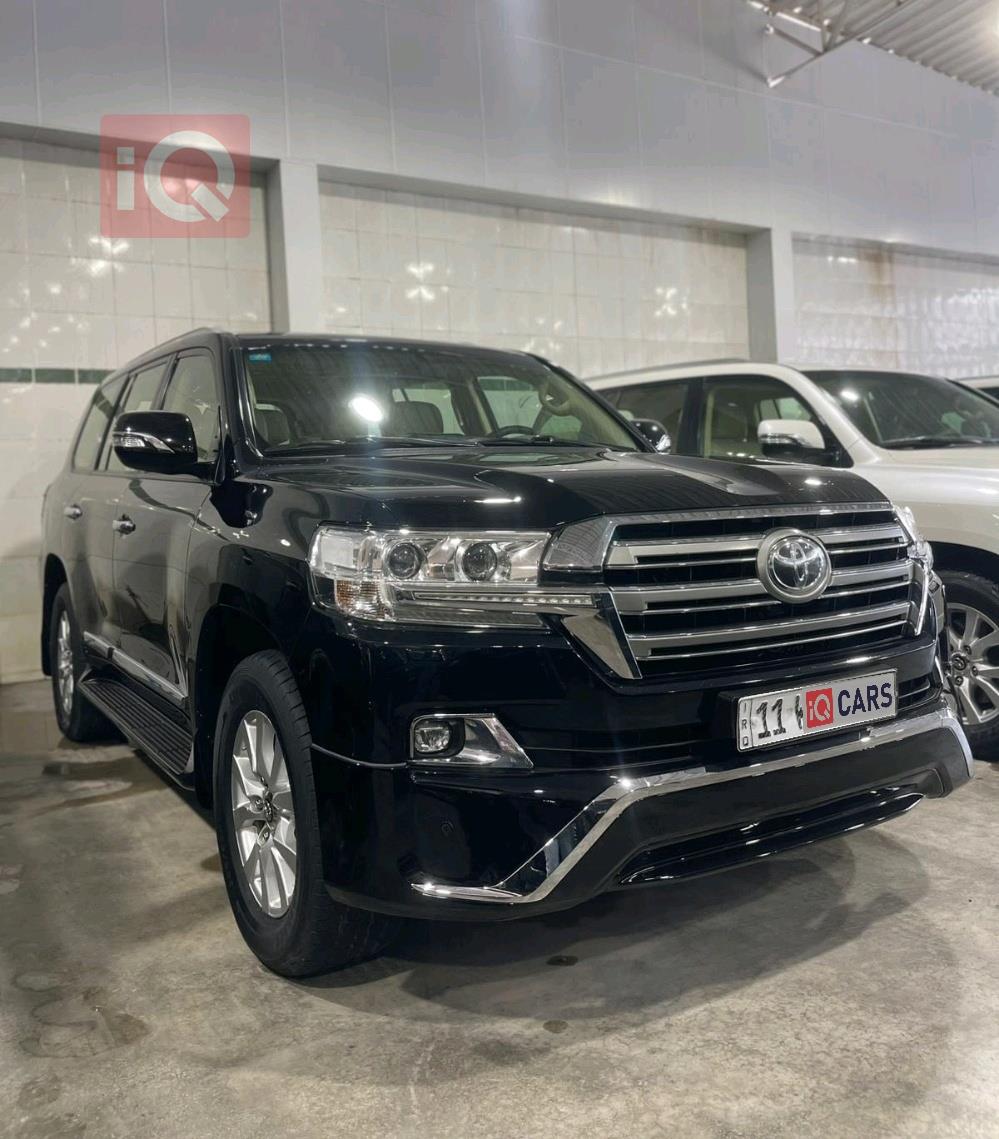 تويوتا لاندكروزر